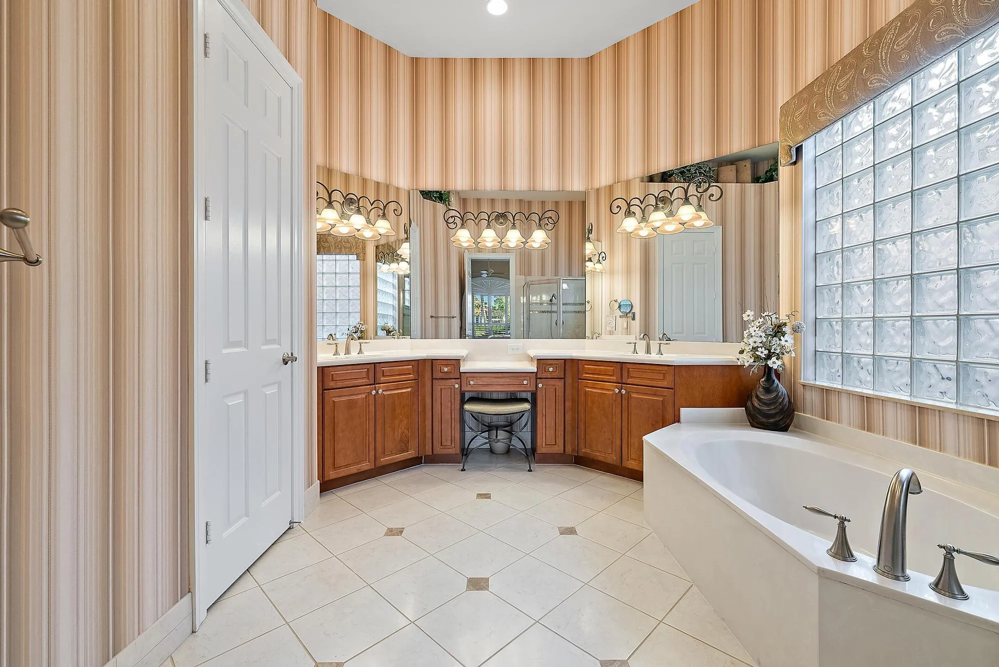10275 Terra Lago Drive