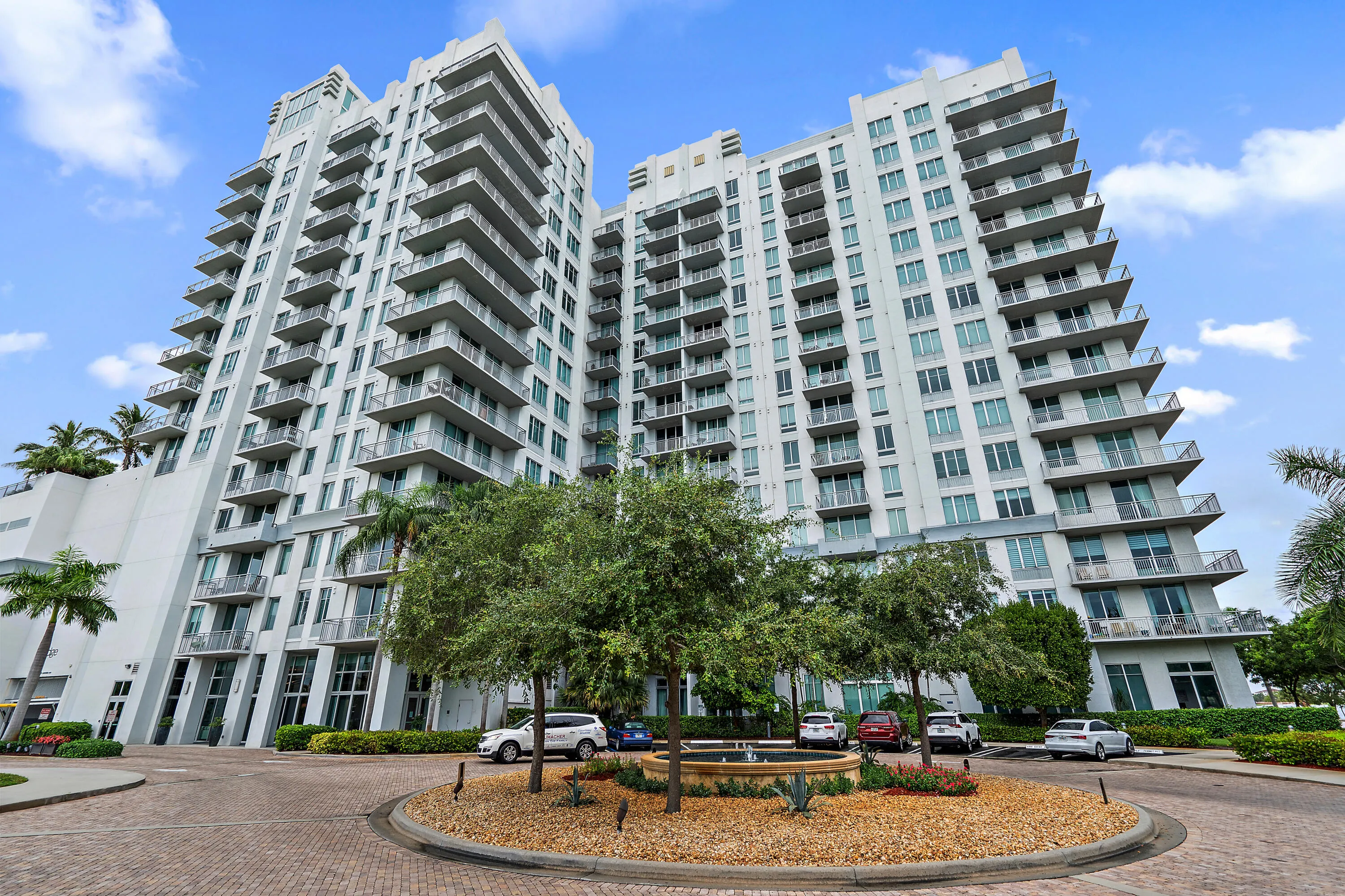 300 S Australian Avenue, #128