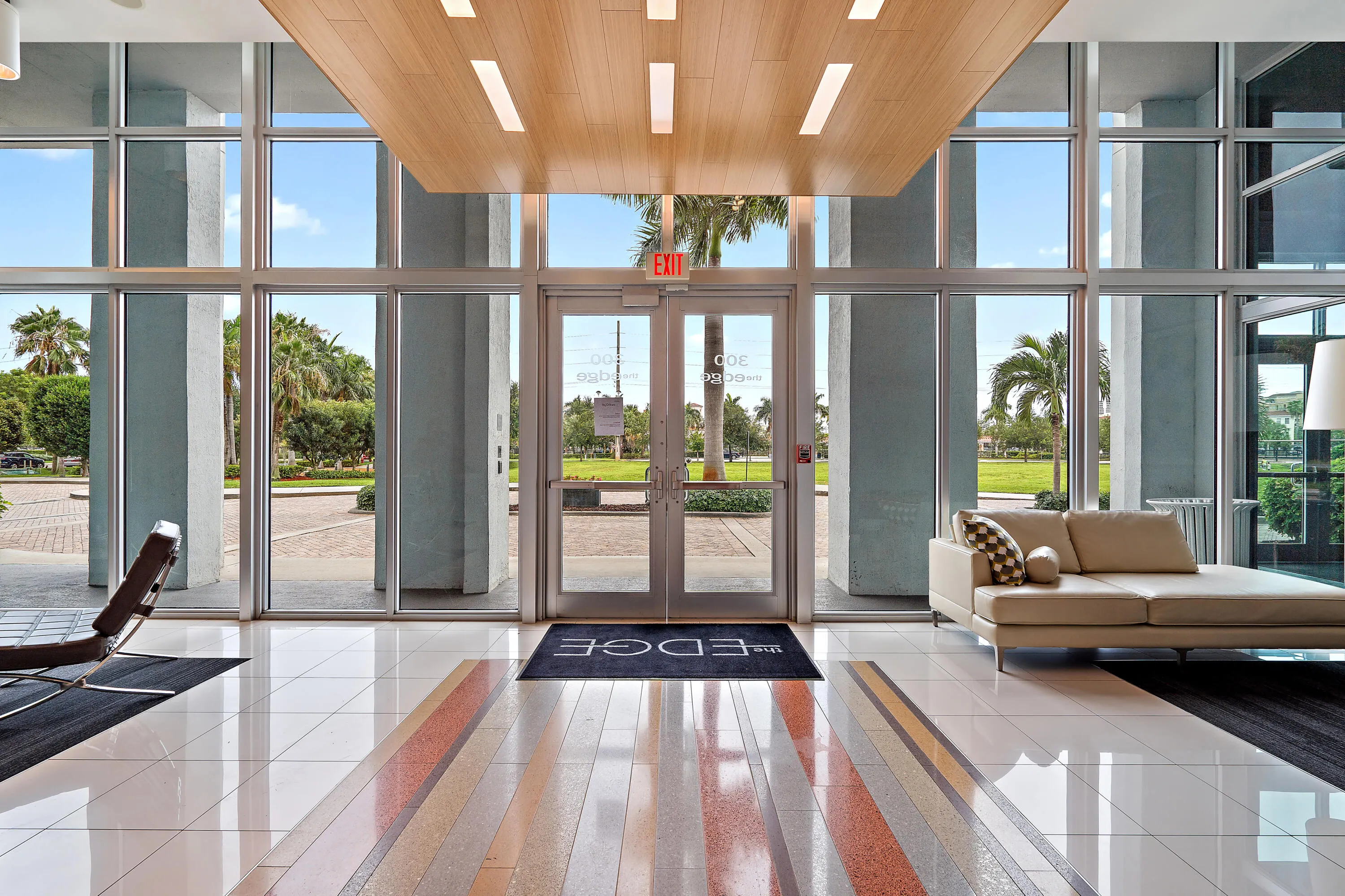 300 S Australian Avenue, #128