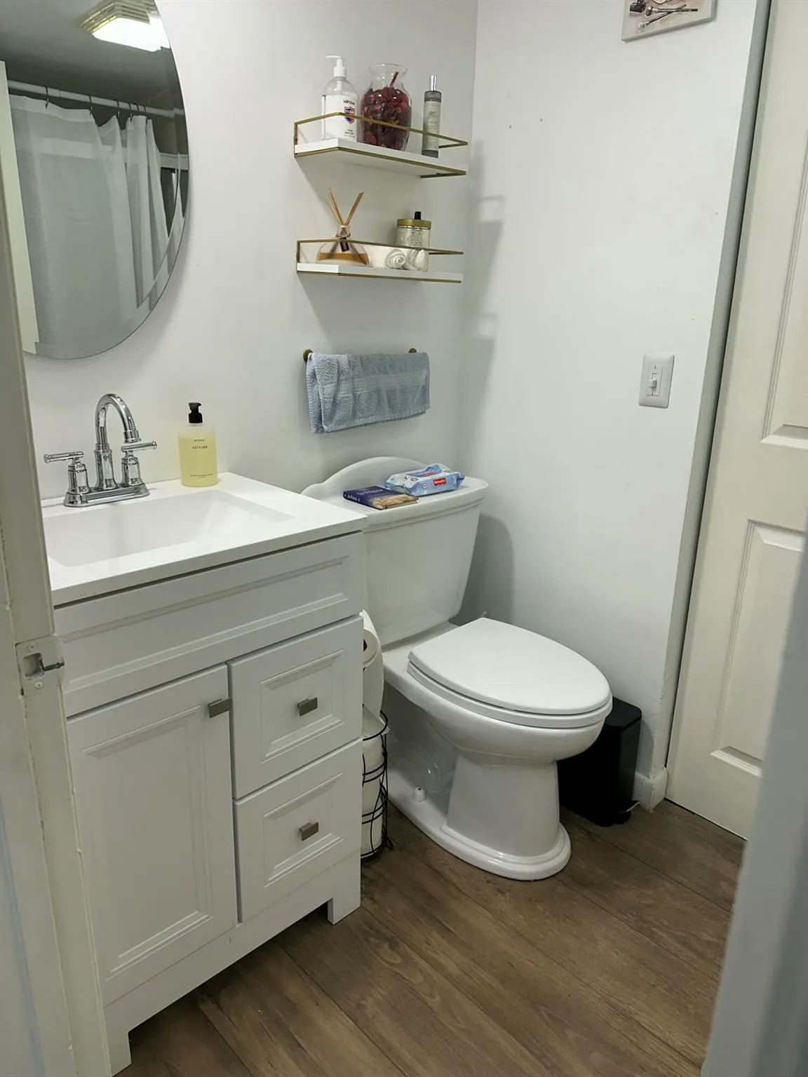 218 W Woodland Road, #218