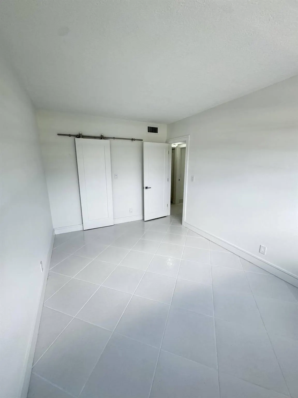 100 Royal Palm Way, #2070