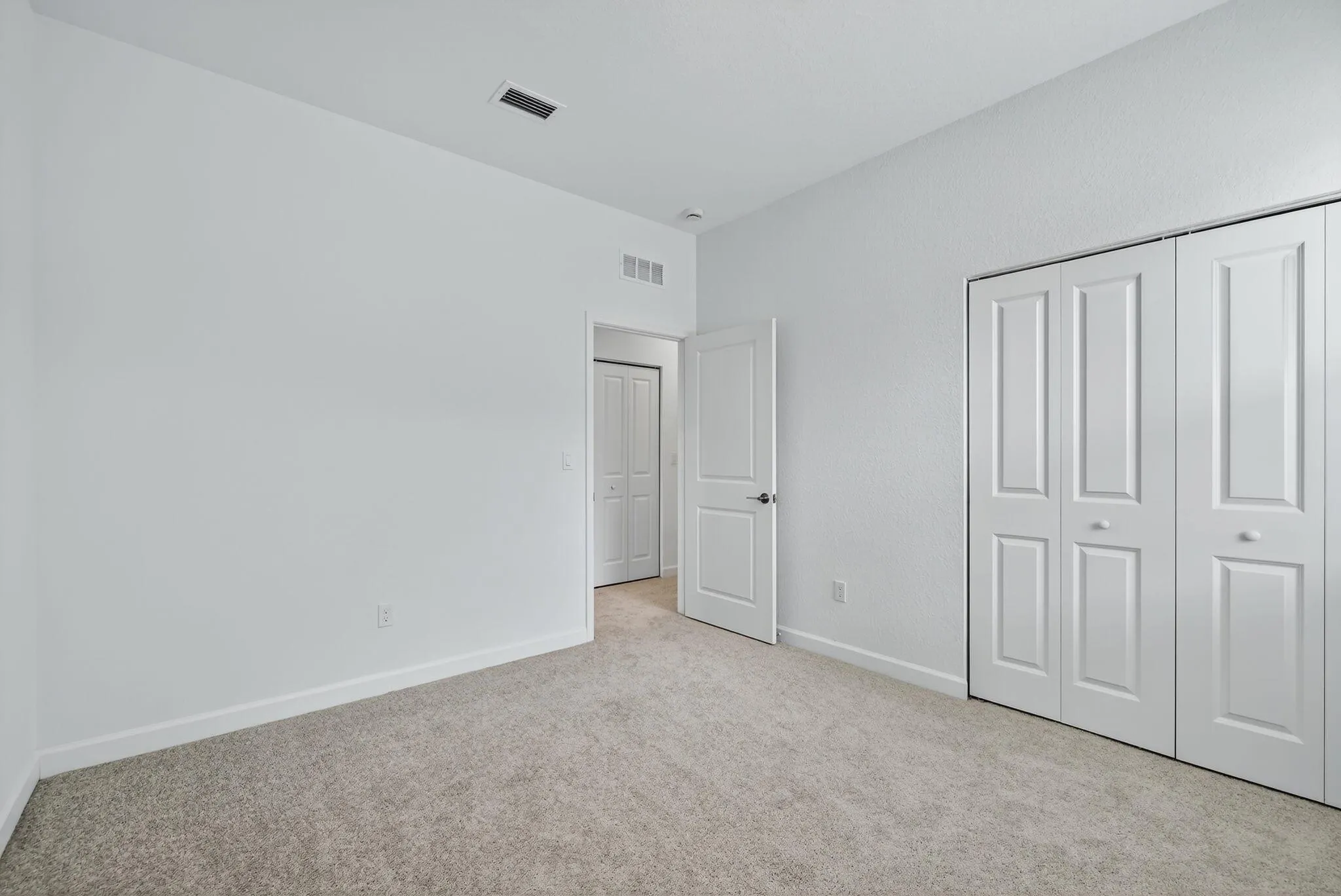 311 SE Crossoak Lane