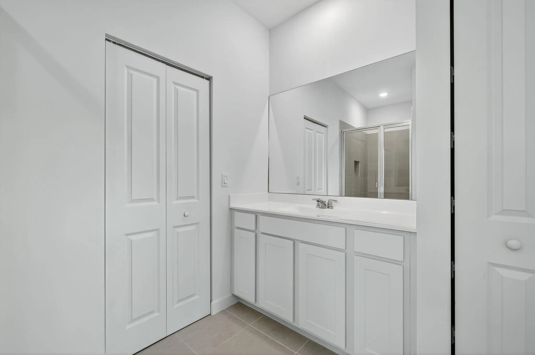 311 SE Crossoak Lane