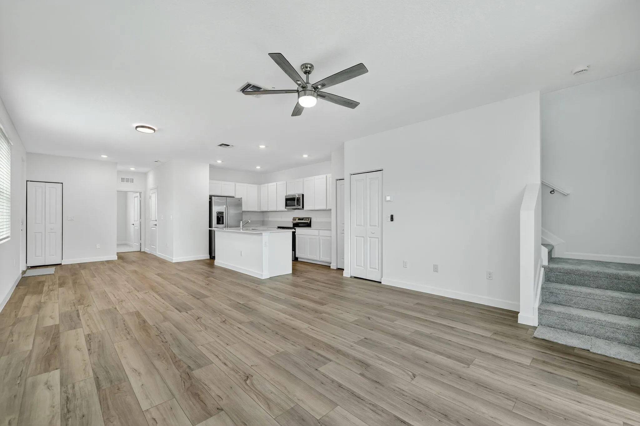 311 SE Crossoak Lane