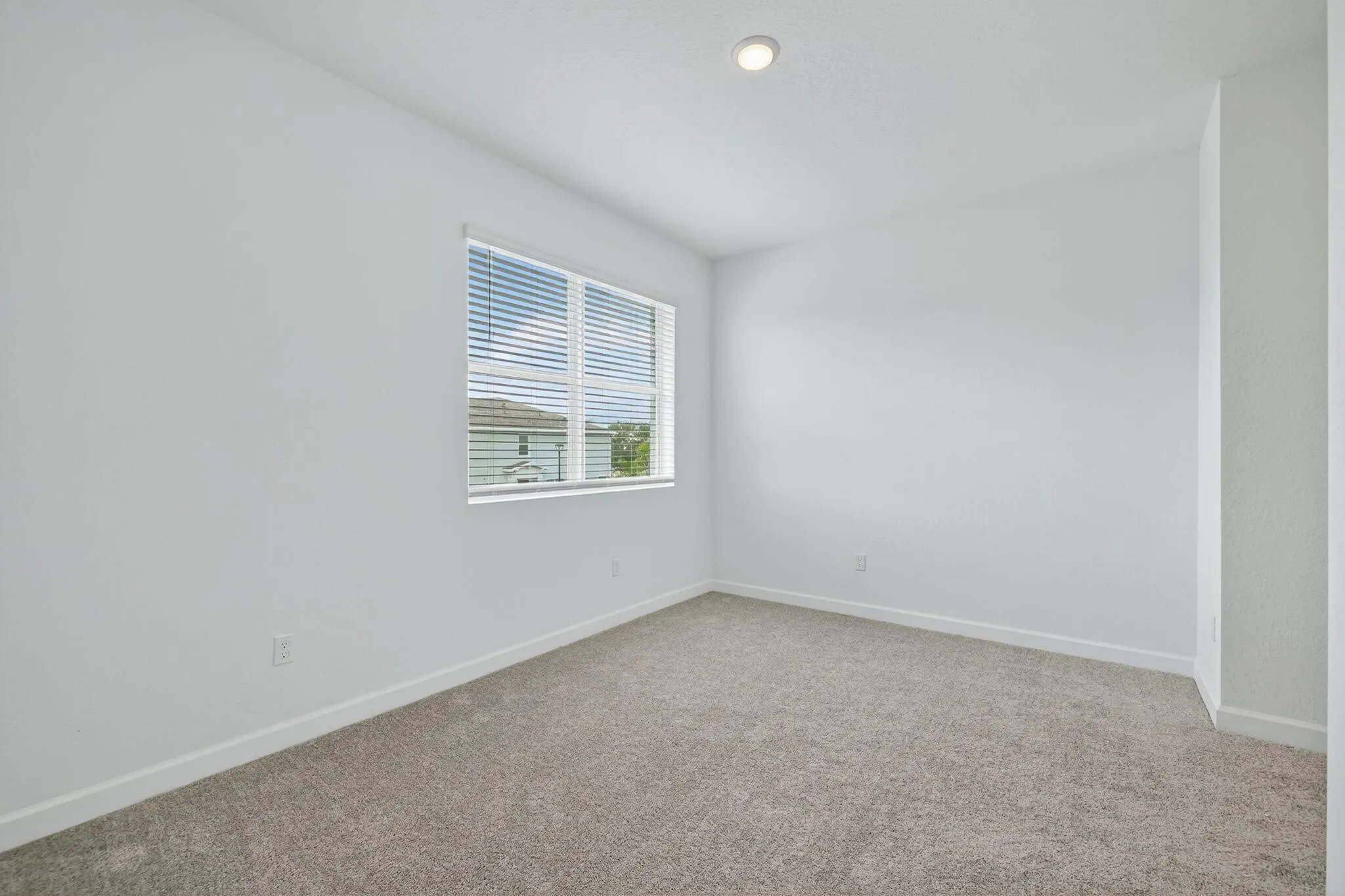 311 SE Crossoak Lane