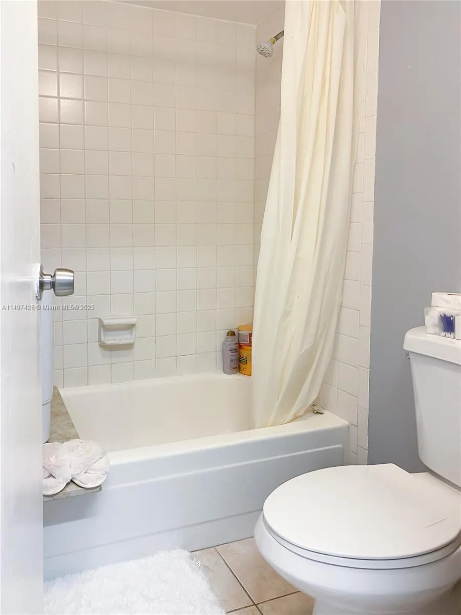 4304 NW 9th Avenue, #1-1a