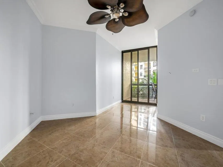 801 S Olive Avenue, #1023