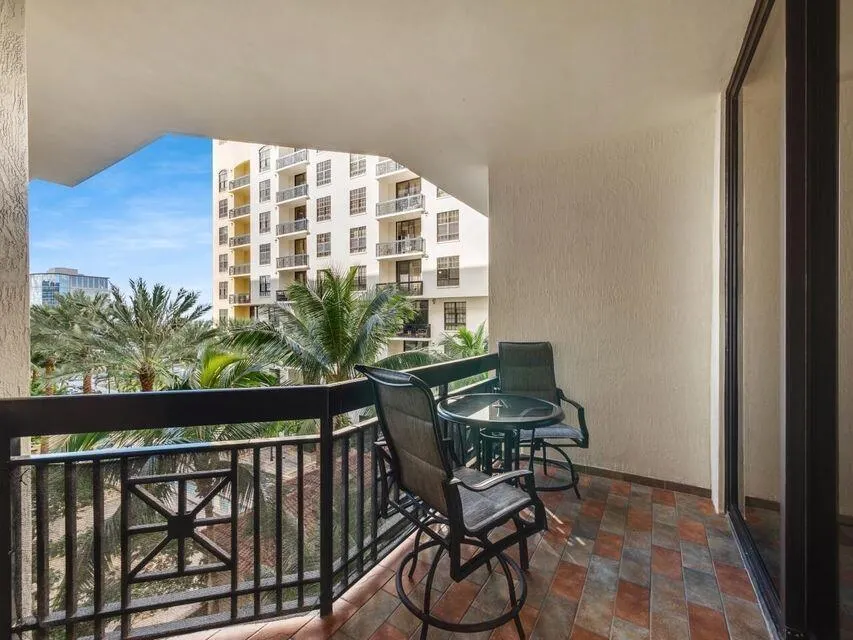 801 S Olive Avenue, #1023