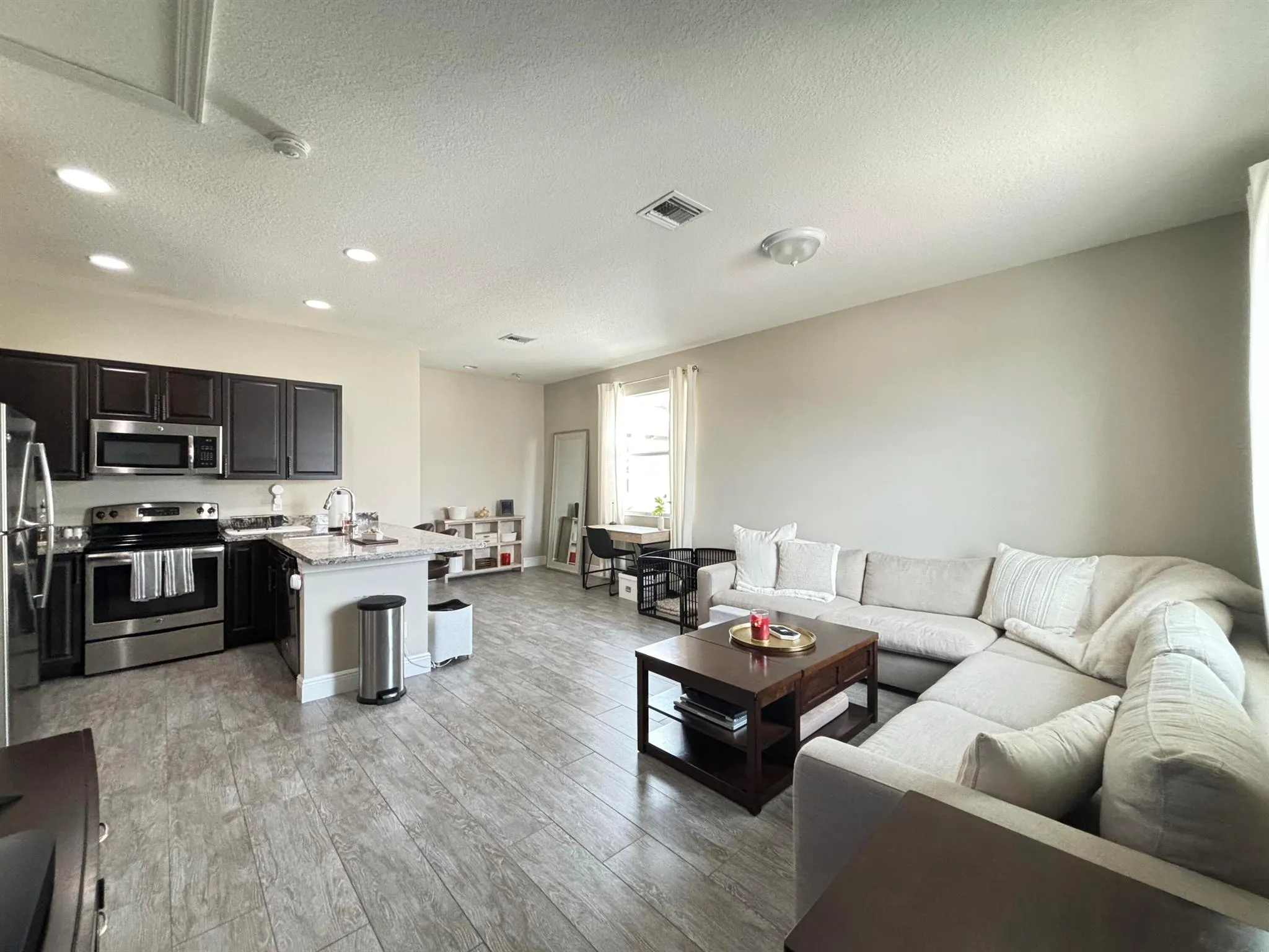 5053 Grandiflora Road, #A