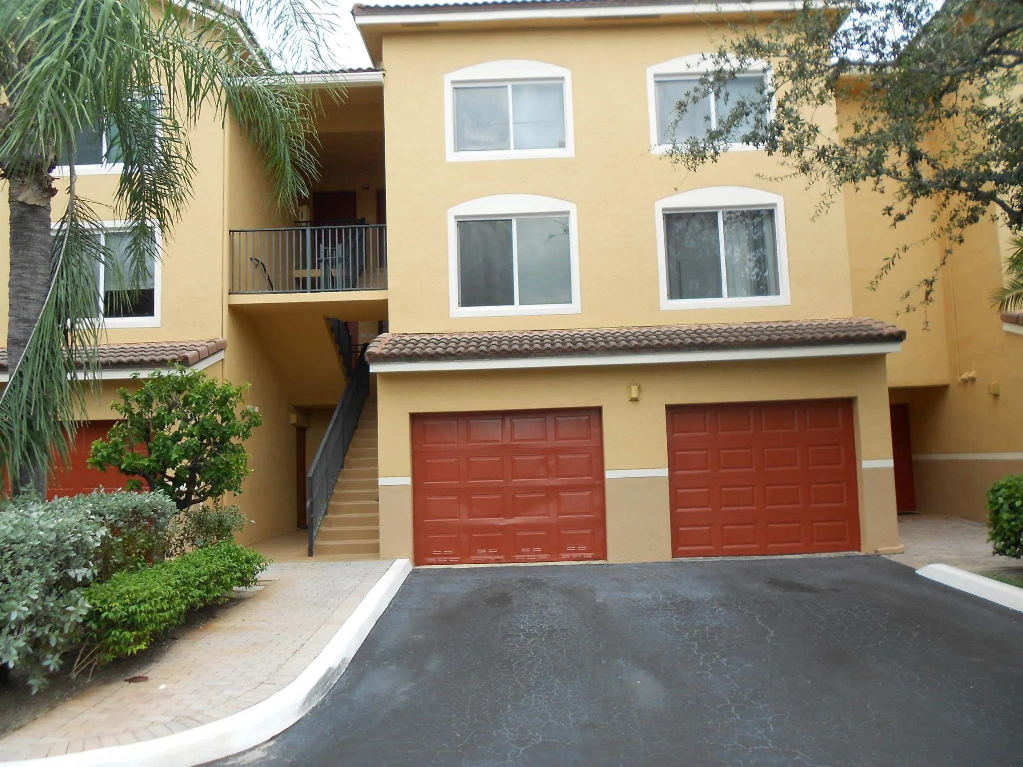 300 Scotia Drive, #203