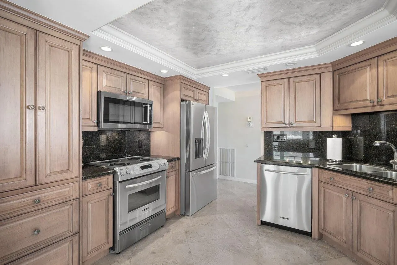 2066 N Ocean 2se Boulevard, #2se