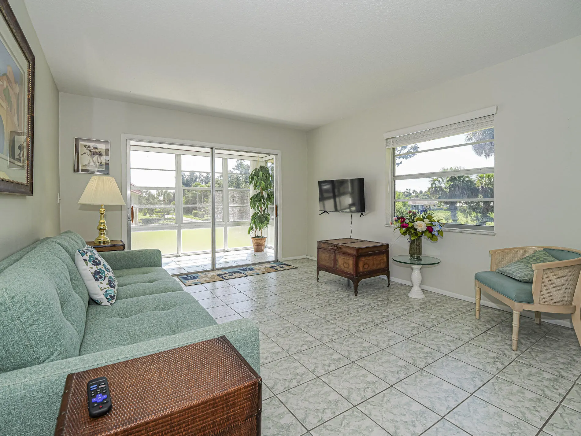 17 Vista Palm Lane, #201
