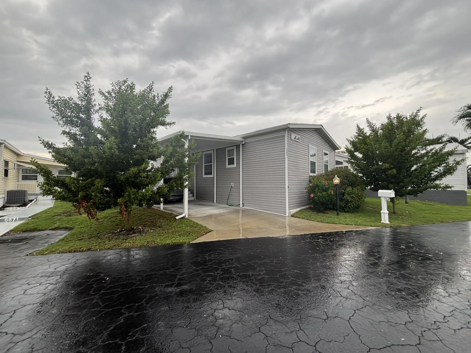 6881 NW 43rd Terrace