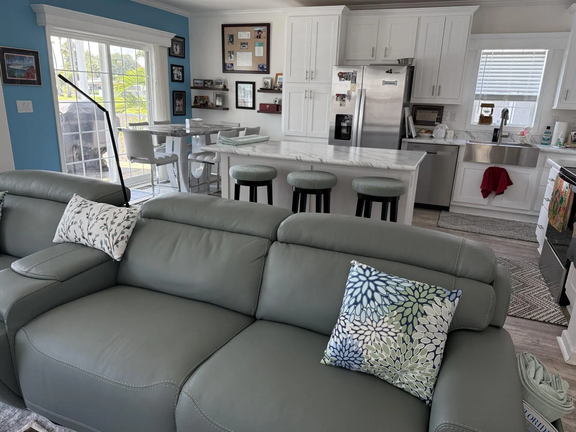 6881 NW 43rd Terrace