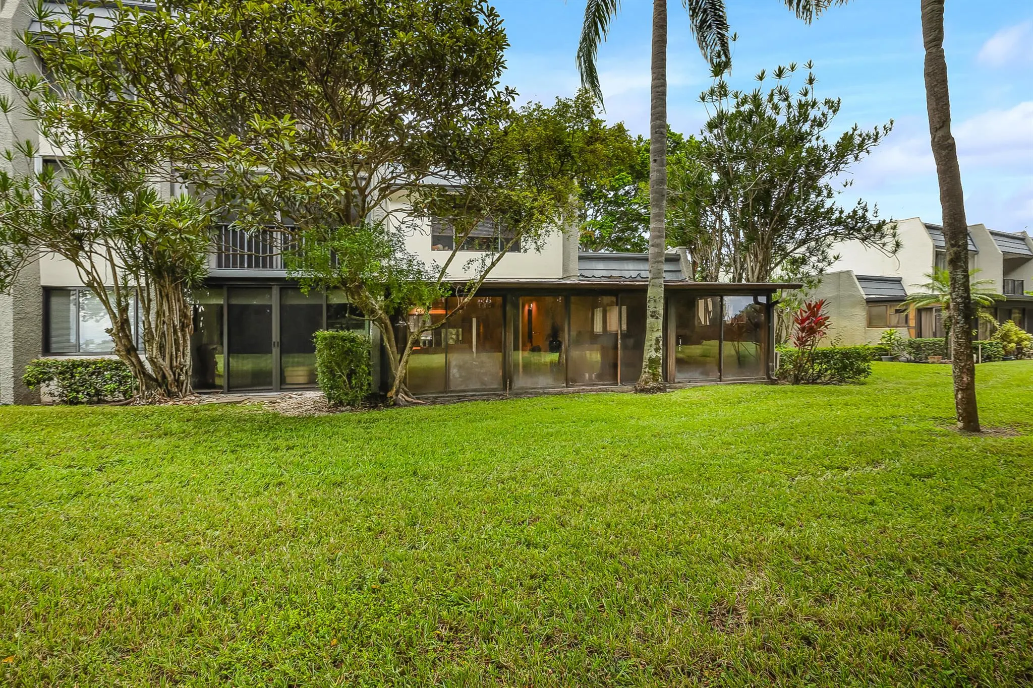 4803 Esedra Court