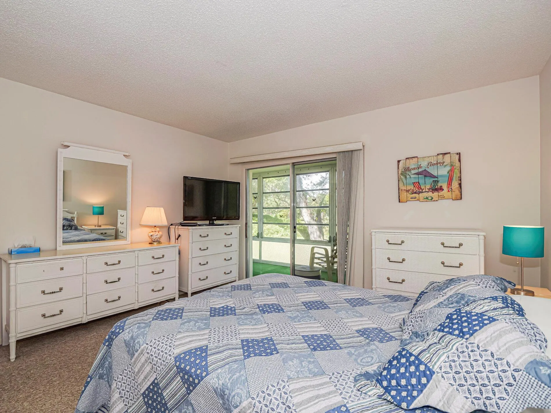6 Vista Palm Lane, #202