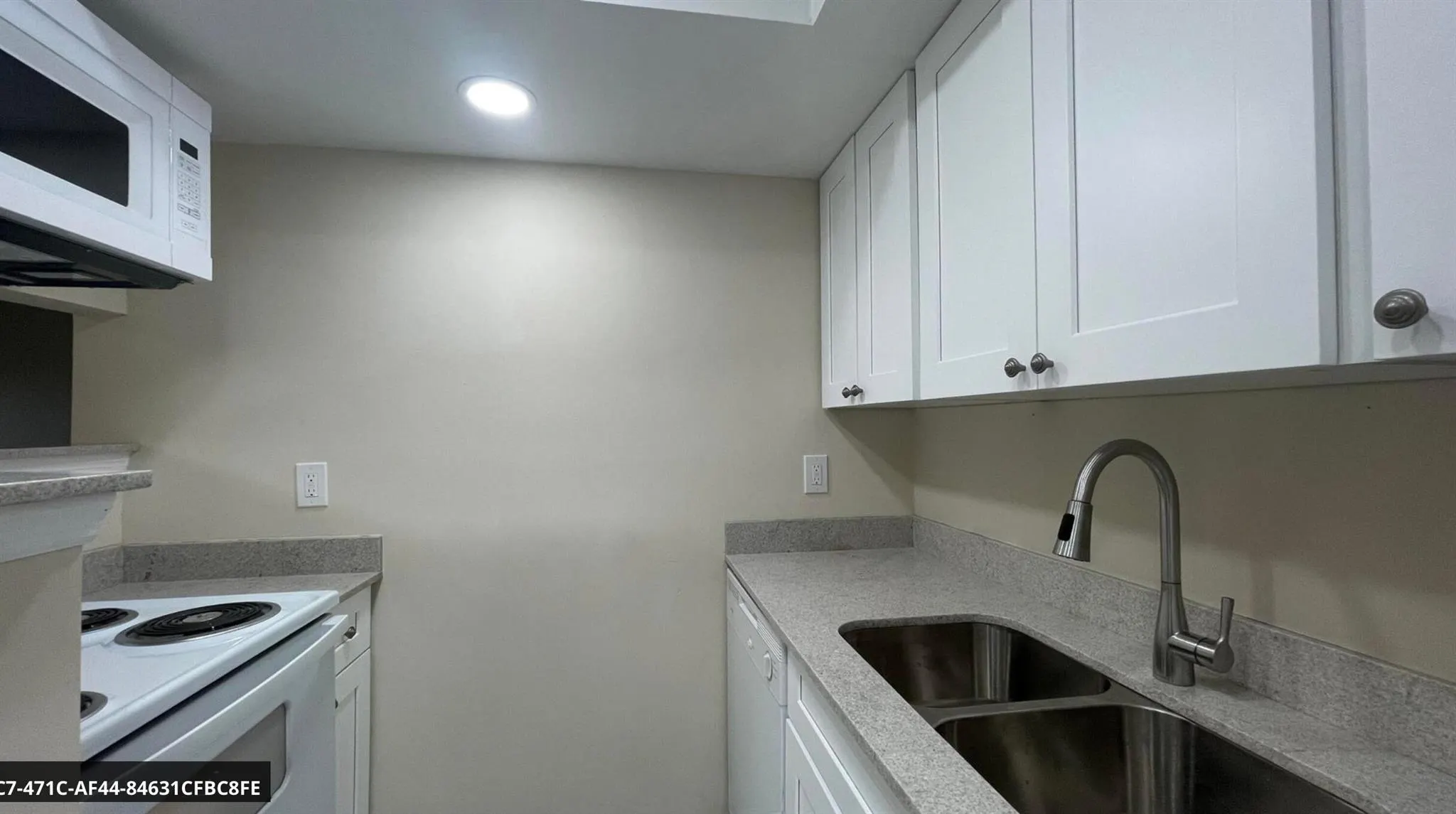 646 Eldorado Street, #4