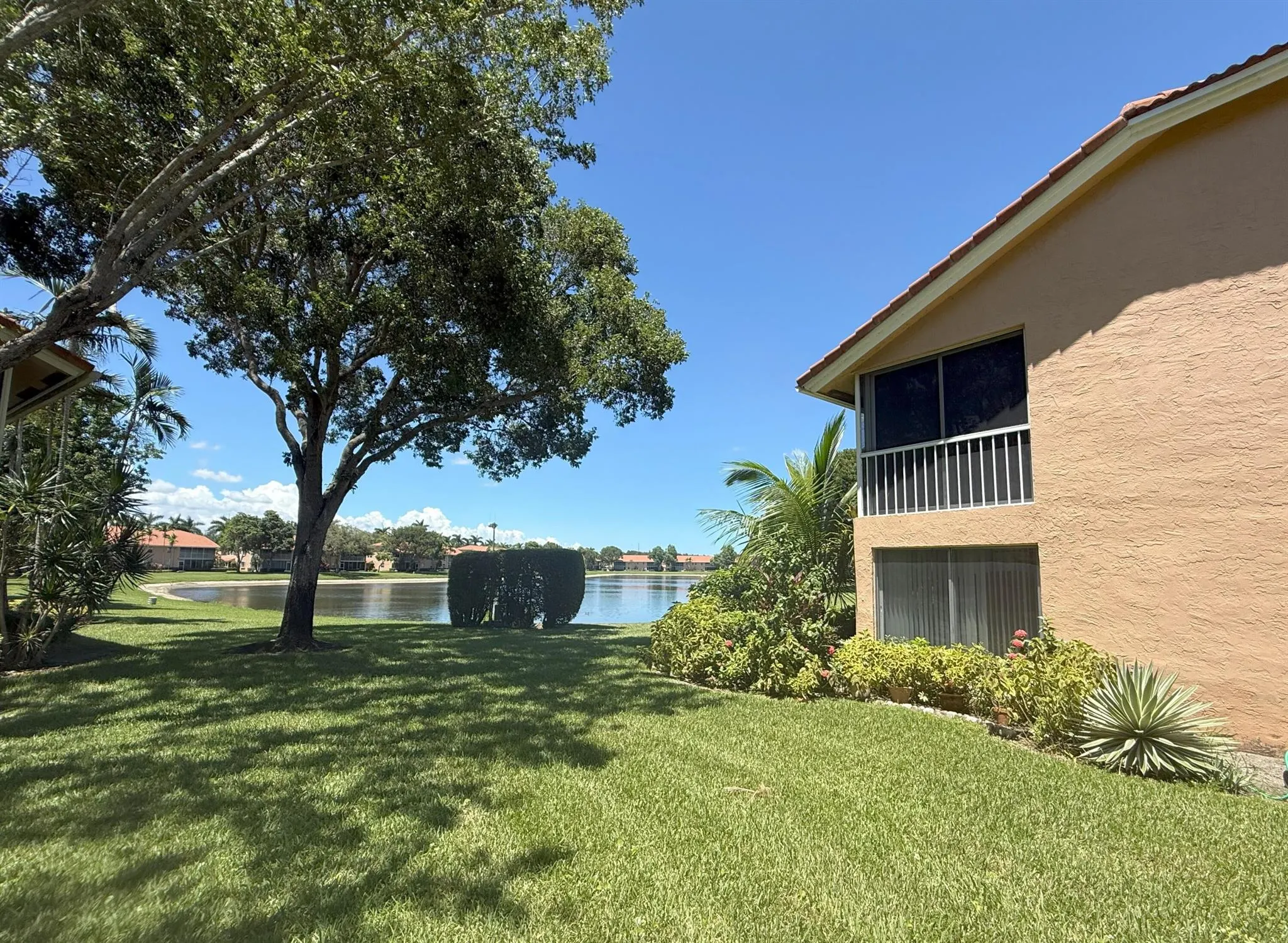 9673 Shadybrook Drive, #201