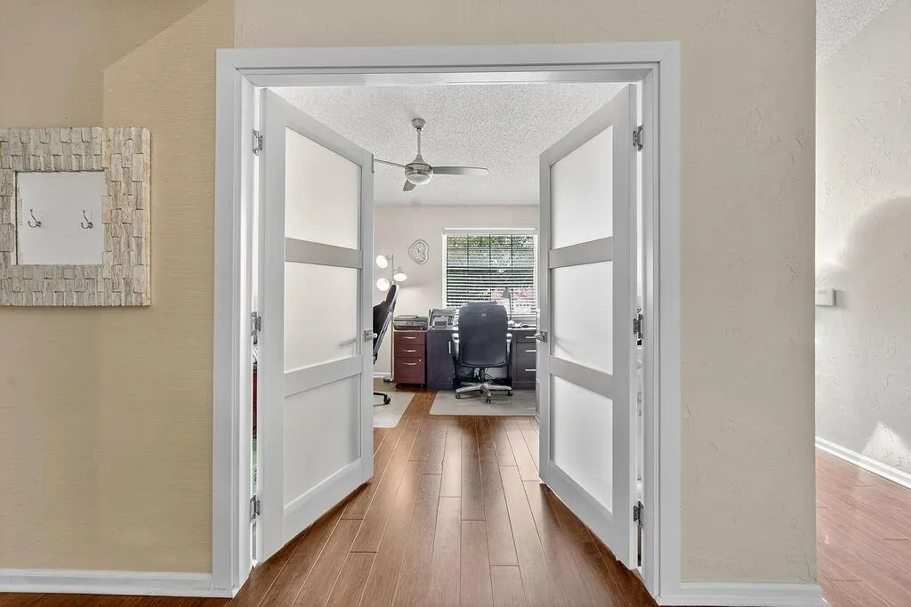 9673 Shadybrook Drive, #201