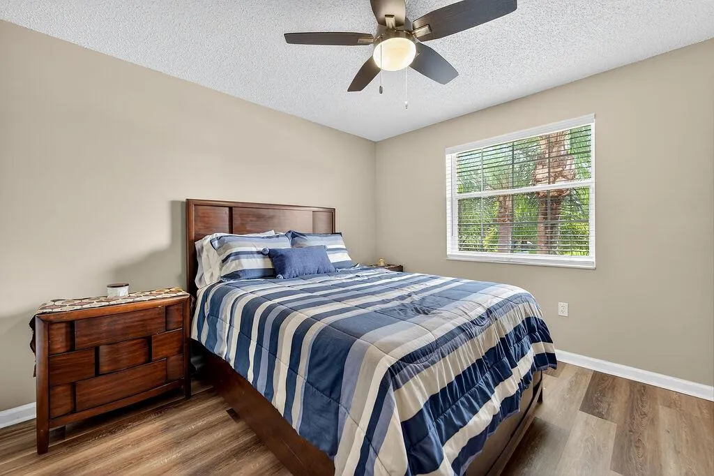 9673 Shadybrook Drive, #201