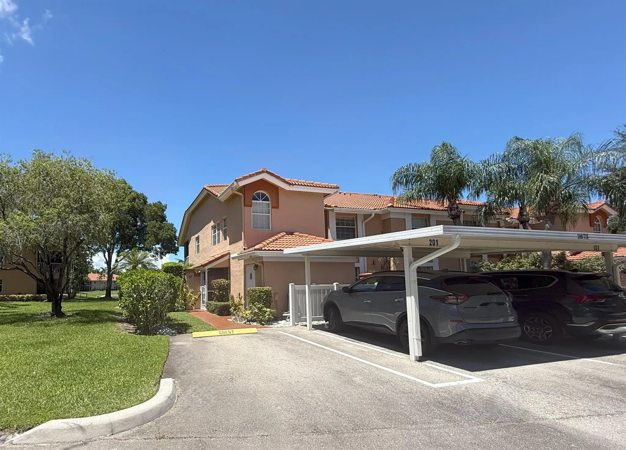 9673 Shadybrook Drive, #201