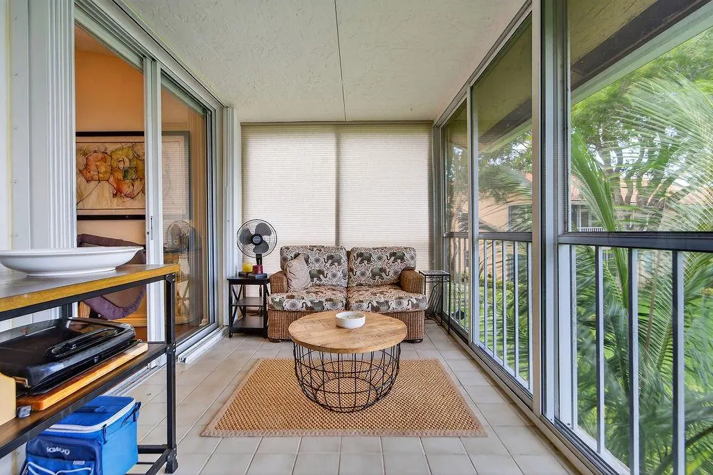 9673 Shadybrook Drive, #201