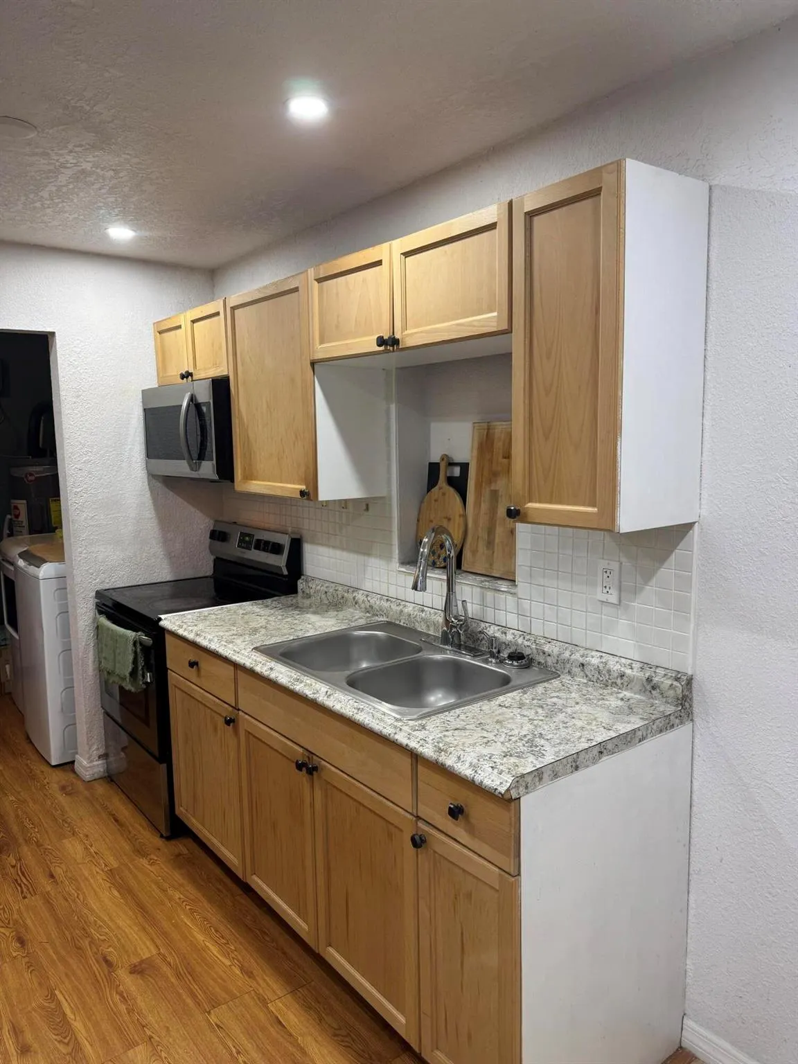 1580 W 12th Street