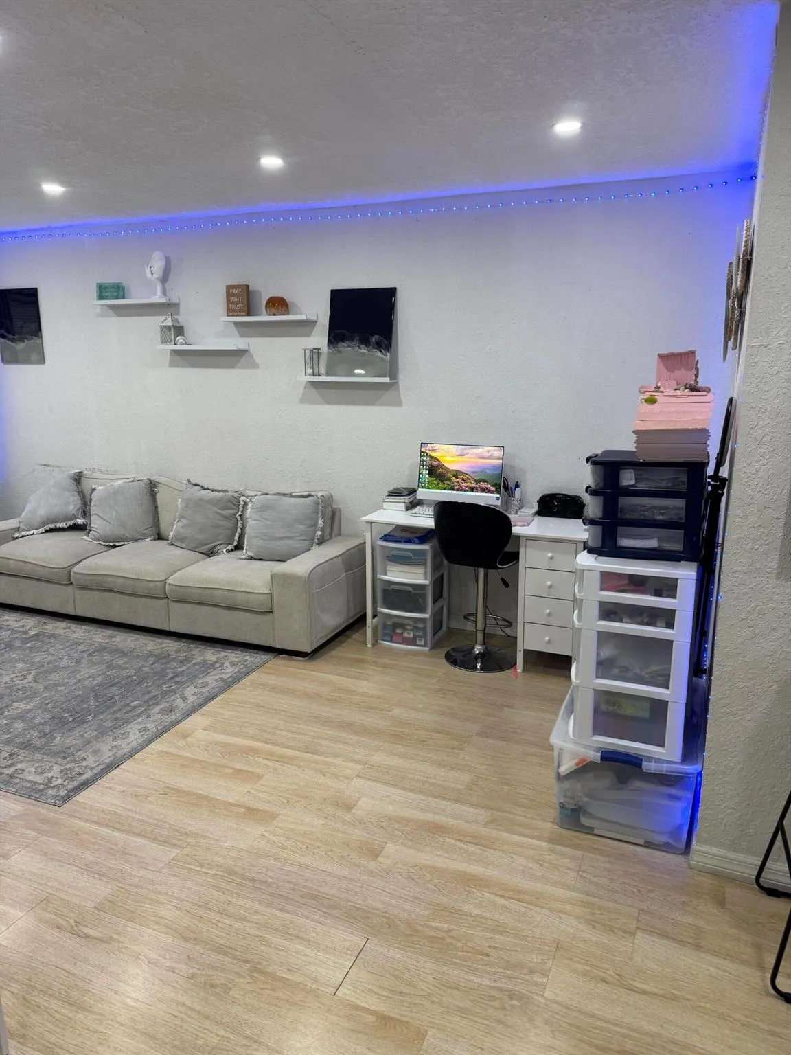 1580 W 12th Street