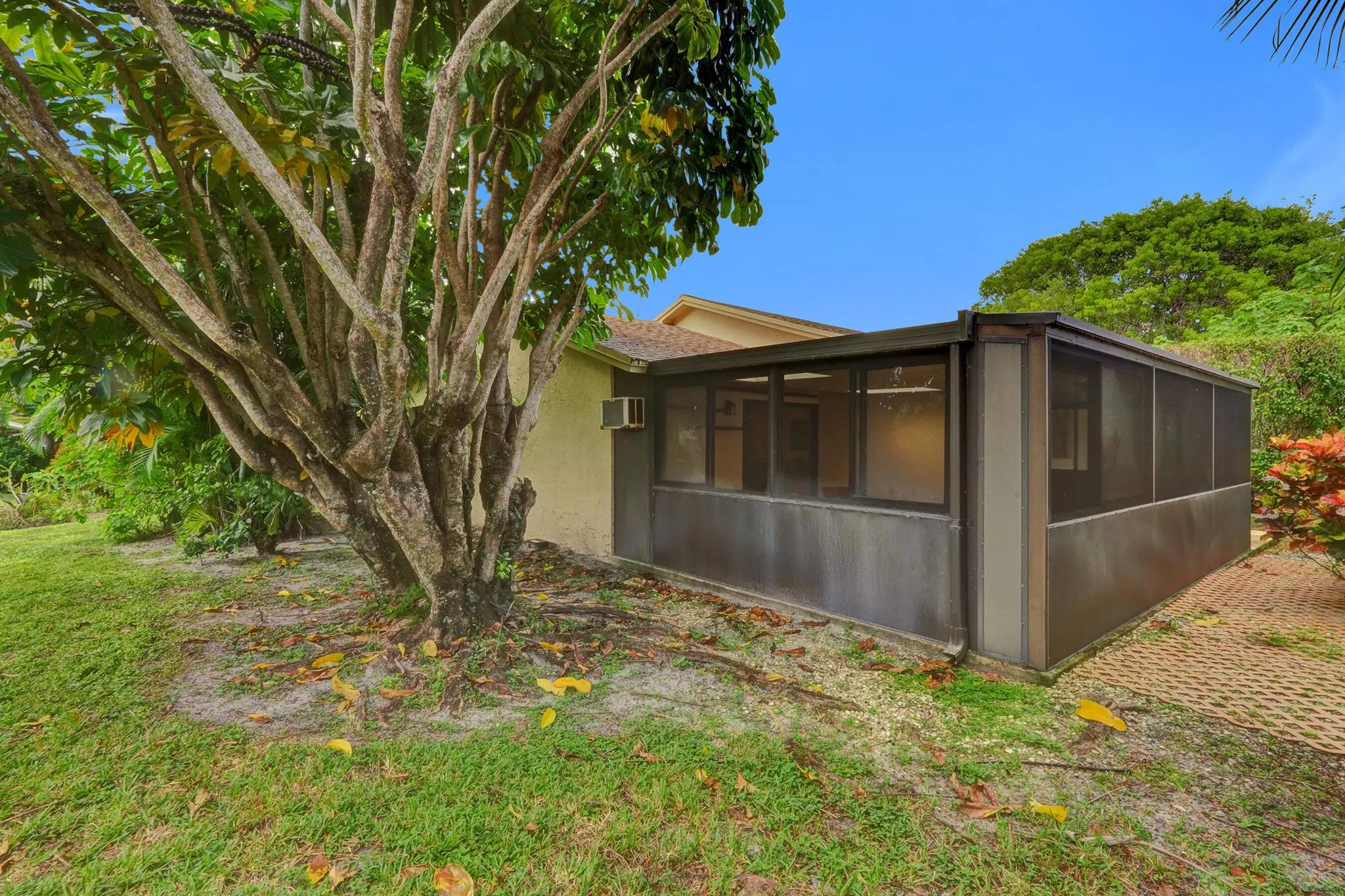 2500 NW 10th Street