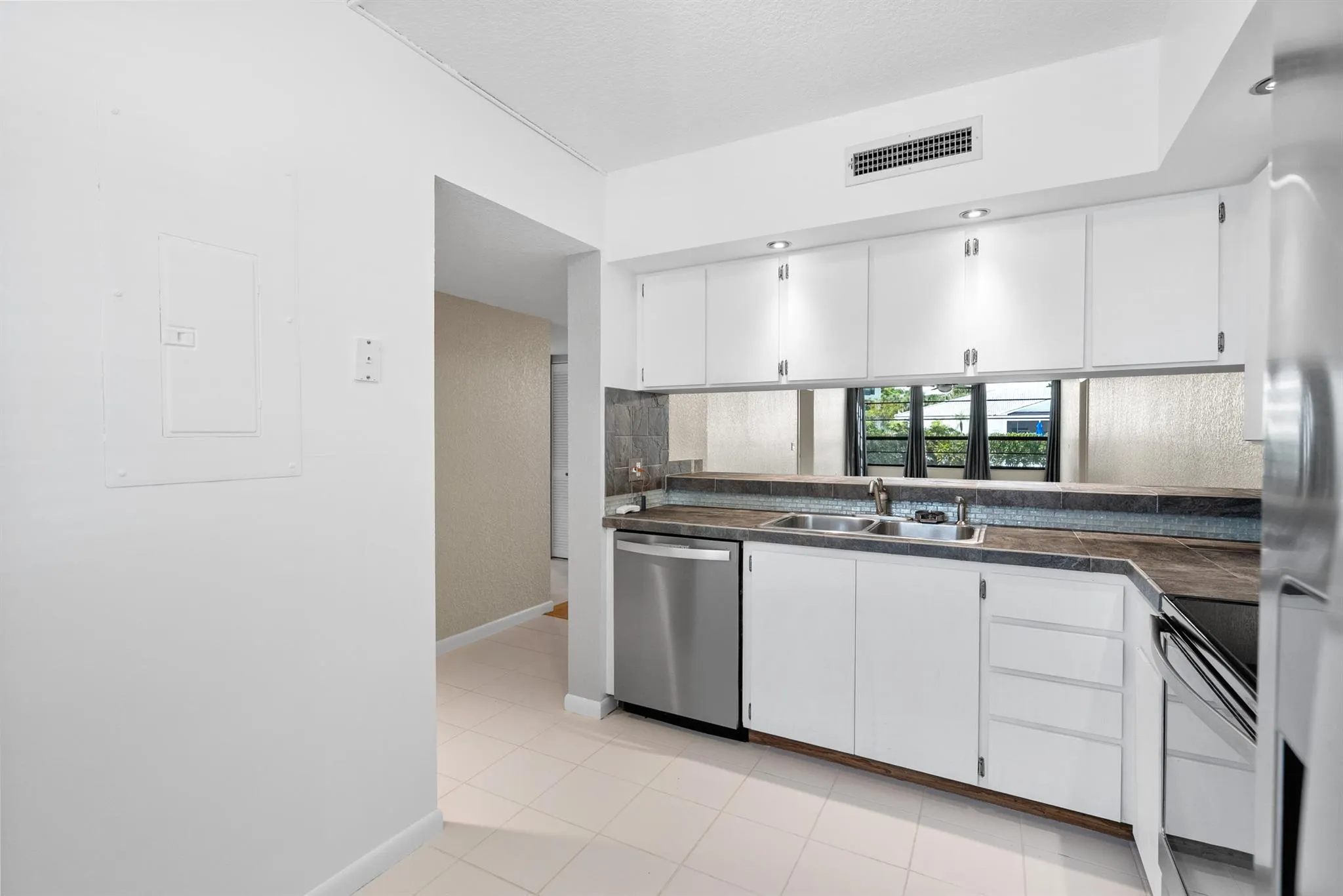 3716 Whitehall Drive, #103