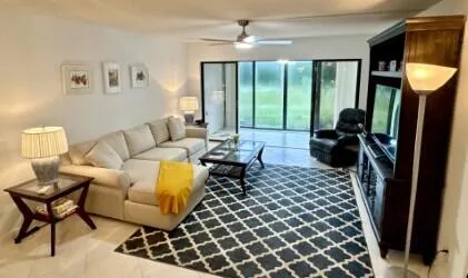 5121 Oak Hill Lane, #412