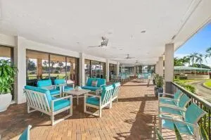 5121 Oak Hill Lane, #412