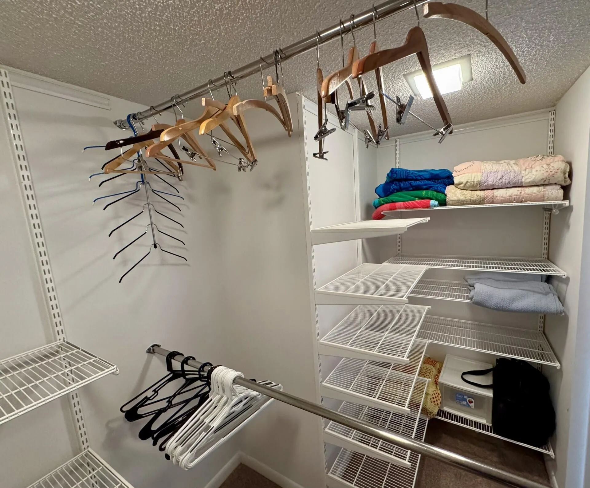 5121 Oak Hill Lane, #412