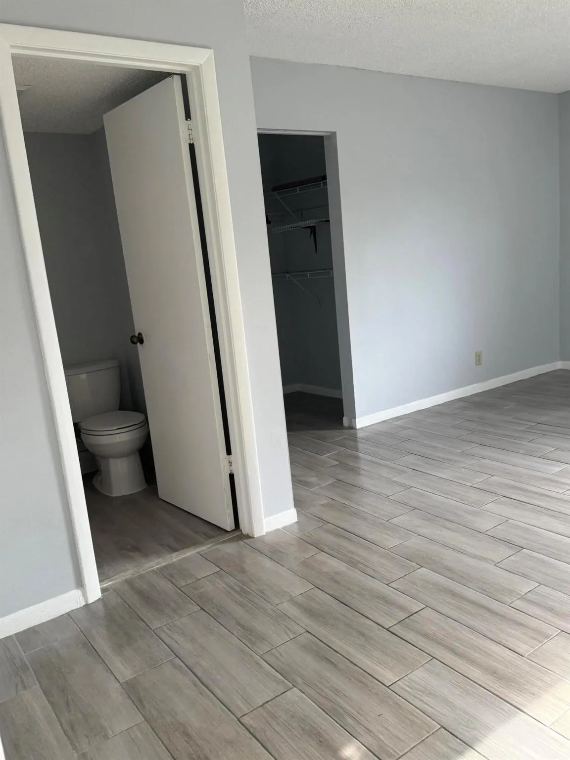 1850 Fairview Villas Drive, #4