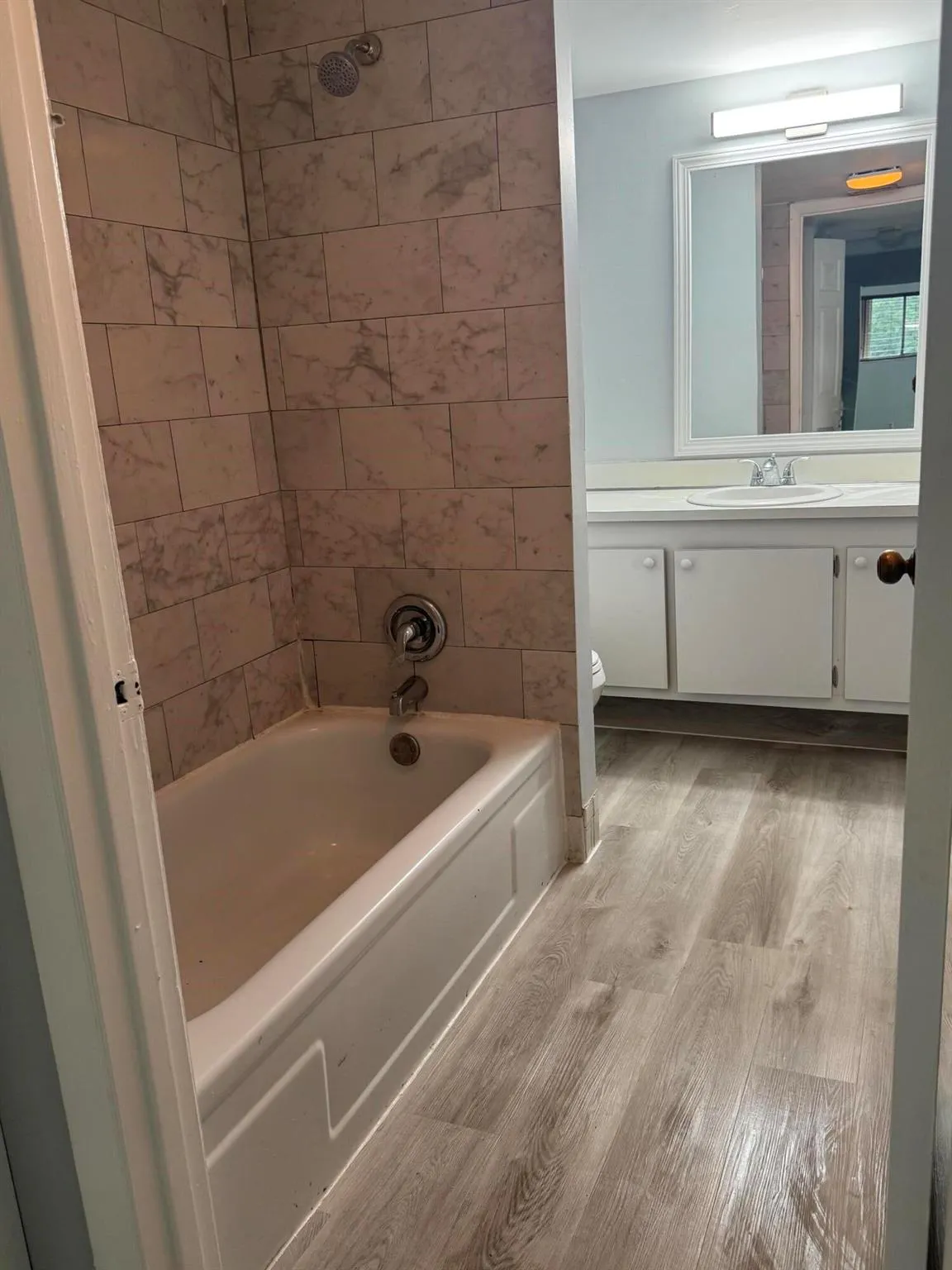 1850 Fairview Villas Drive, #4