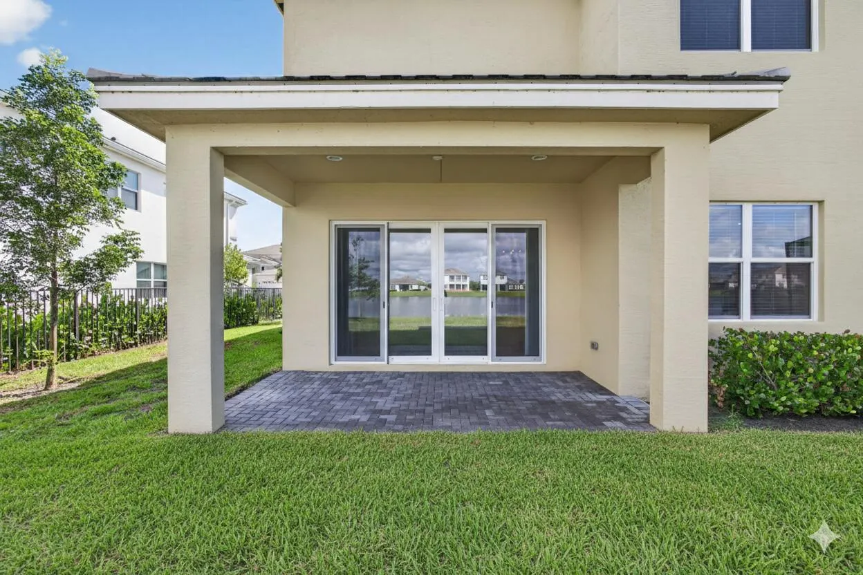 5385 Macoon Way