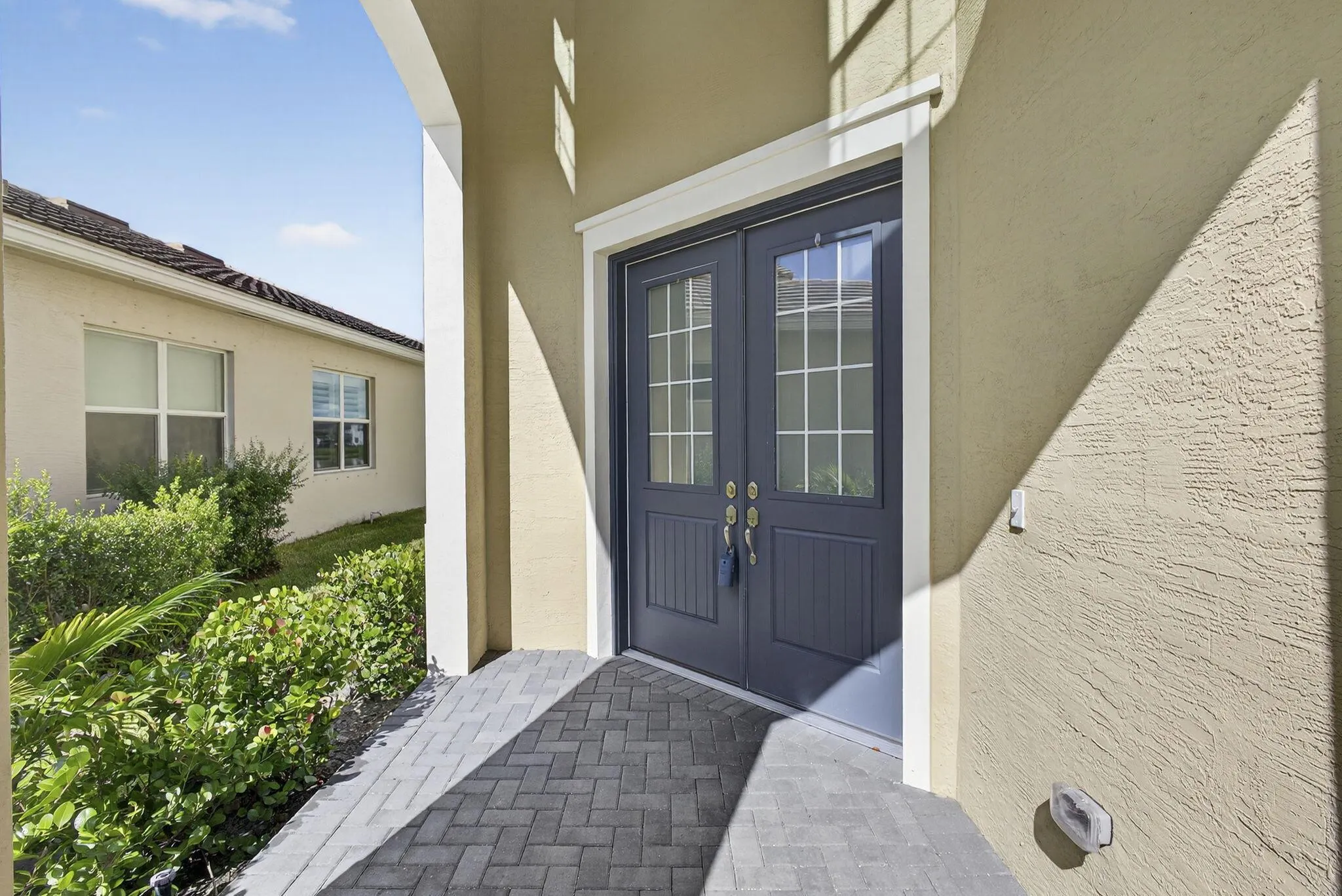 5385 Macoon Way