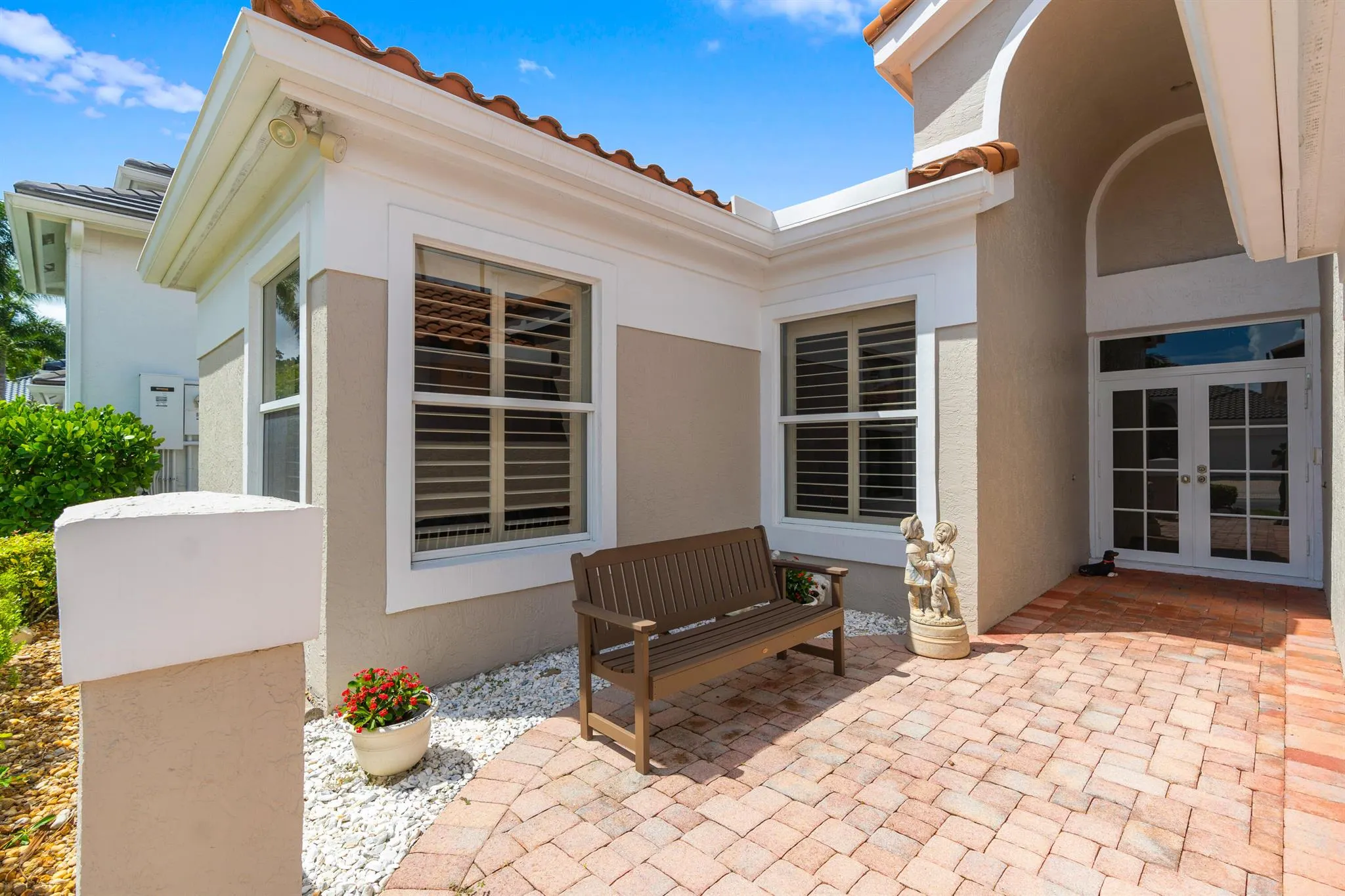 5651 NW 38th Terrace
