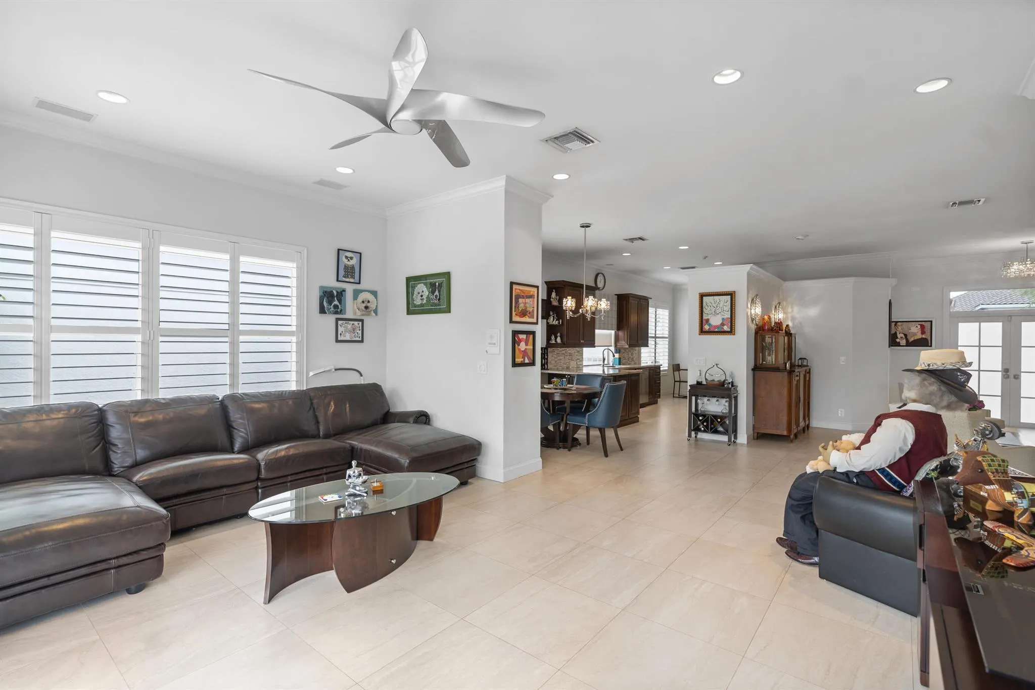 5651 NW 38th Terrace