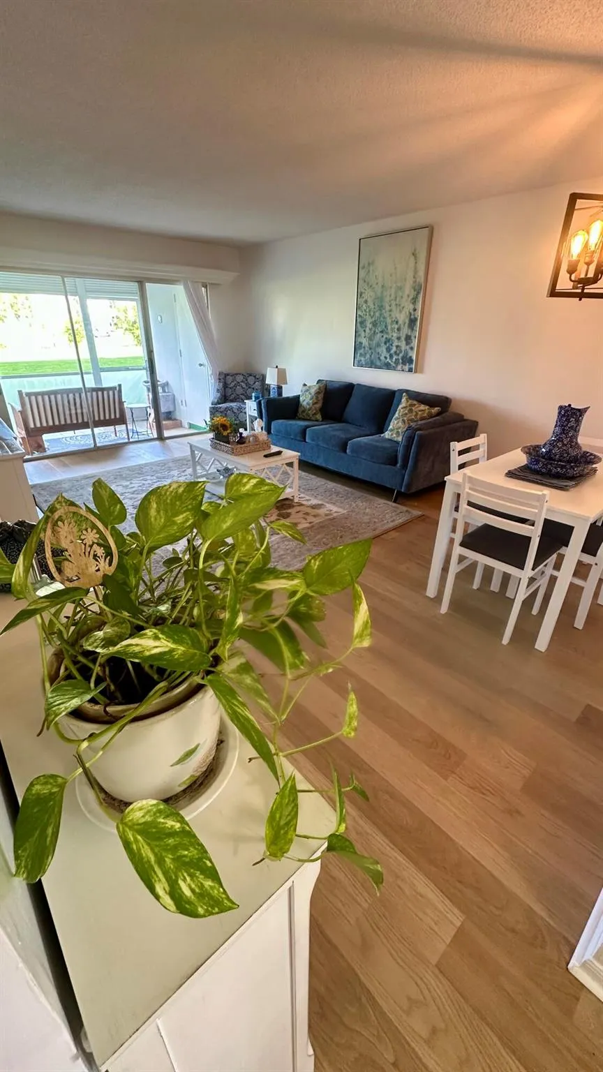 3661 Via Poinciana, #113