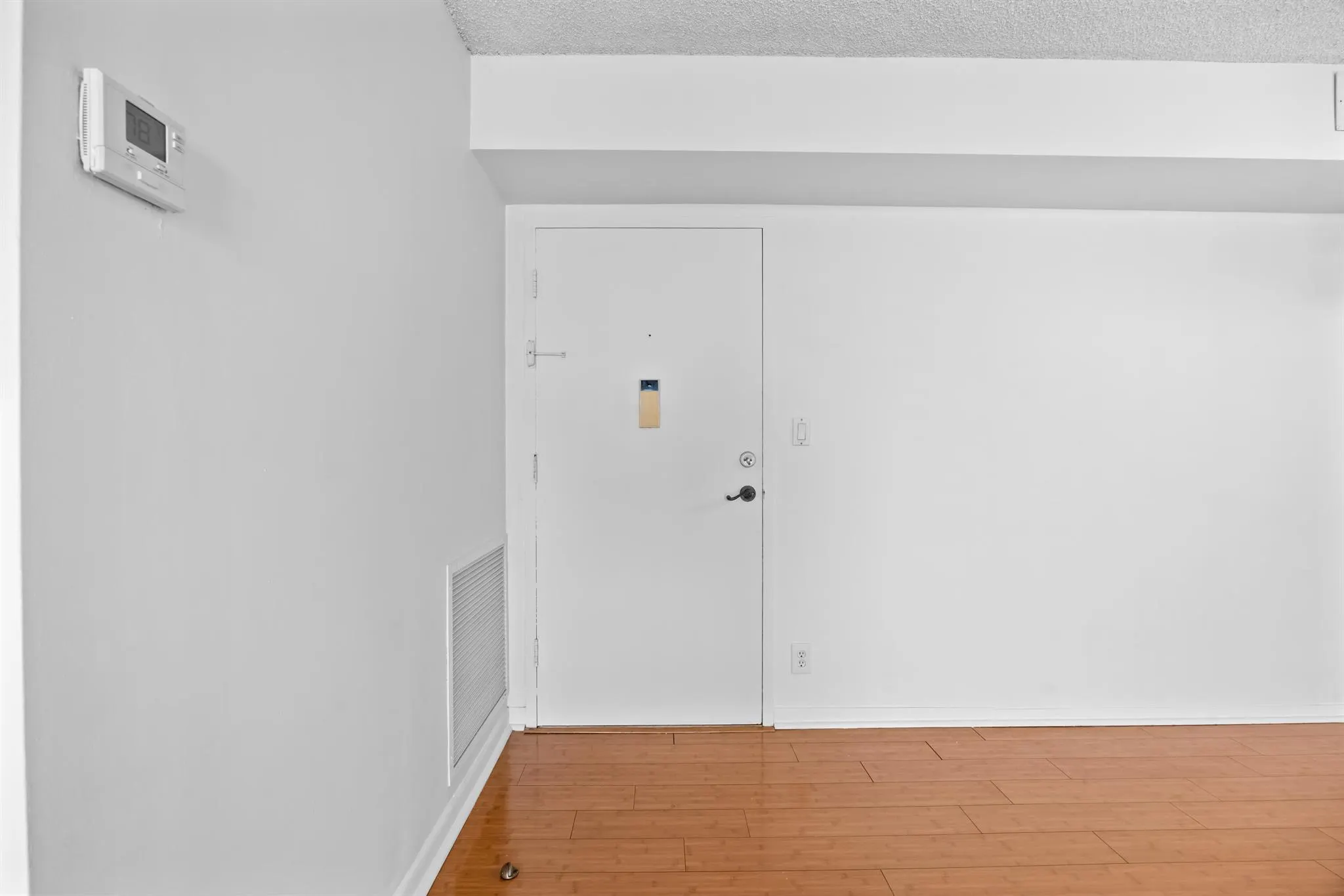 137 Golden Isles Drive, #807