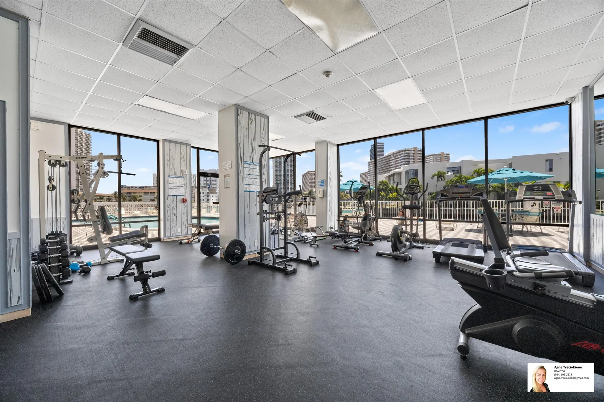 137 Golden Isles Drive, #807