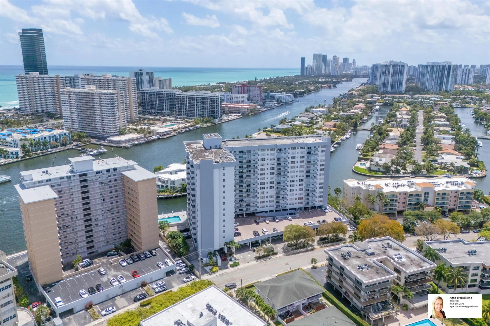 137 Golden Isles Drive, #807