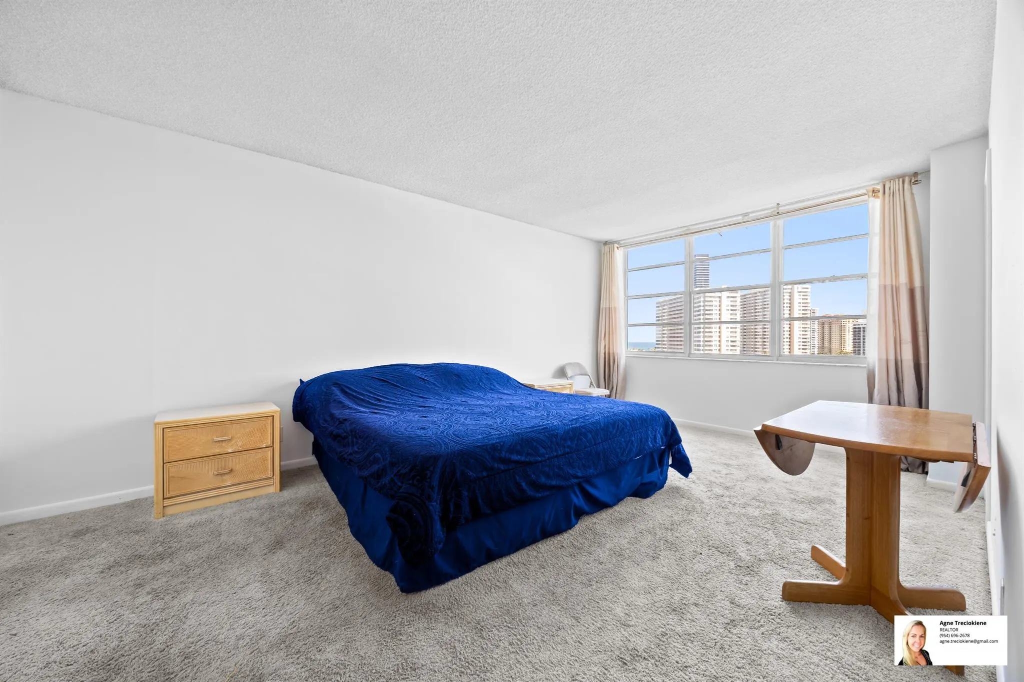 137 Golden Isles Drive, #807