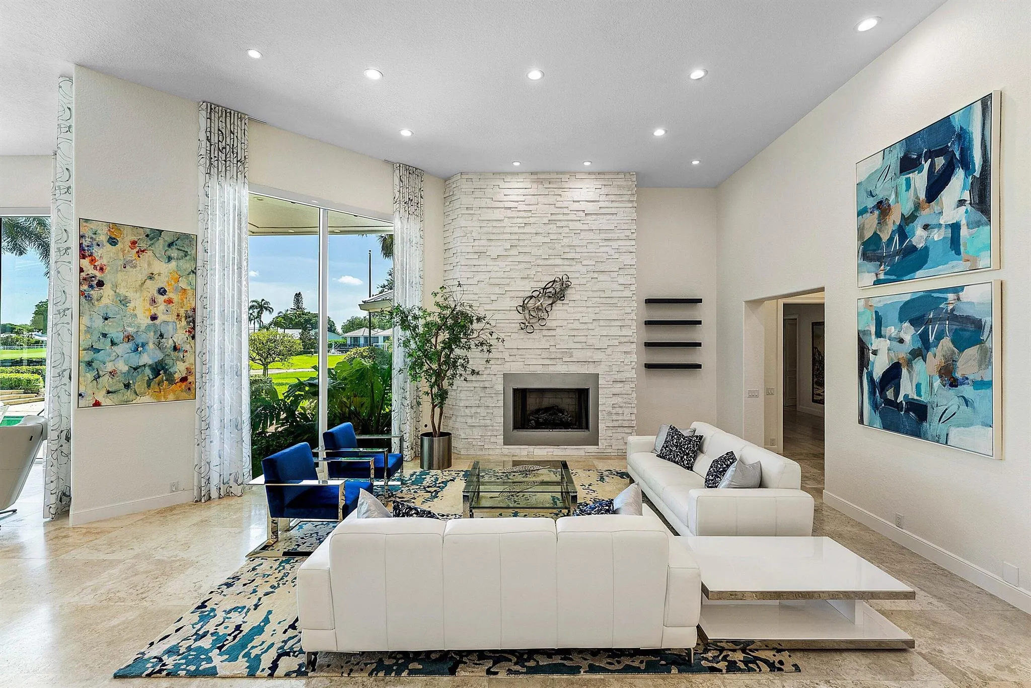 225 Oakview Drive