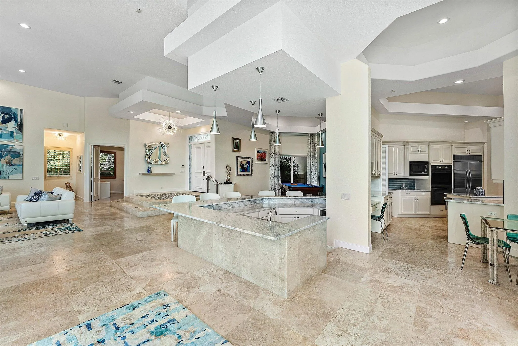 225 Oakview Drive