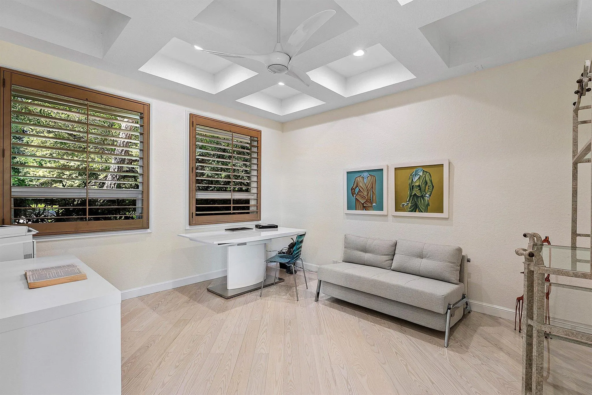 225 Oakview Drive