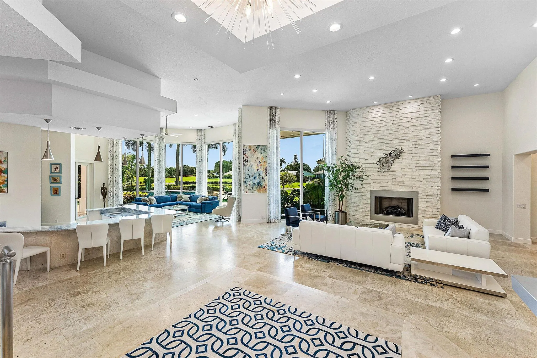 225 Oakview Drive
