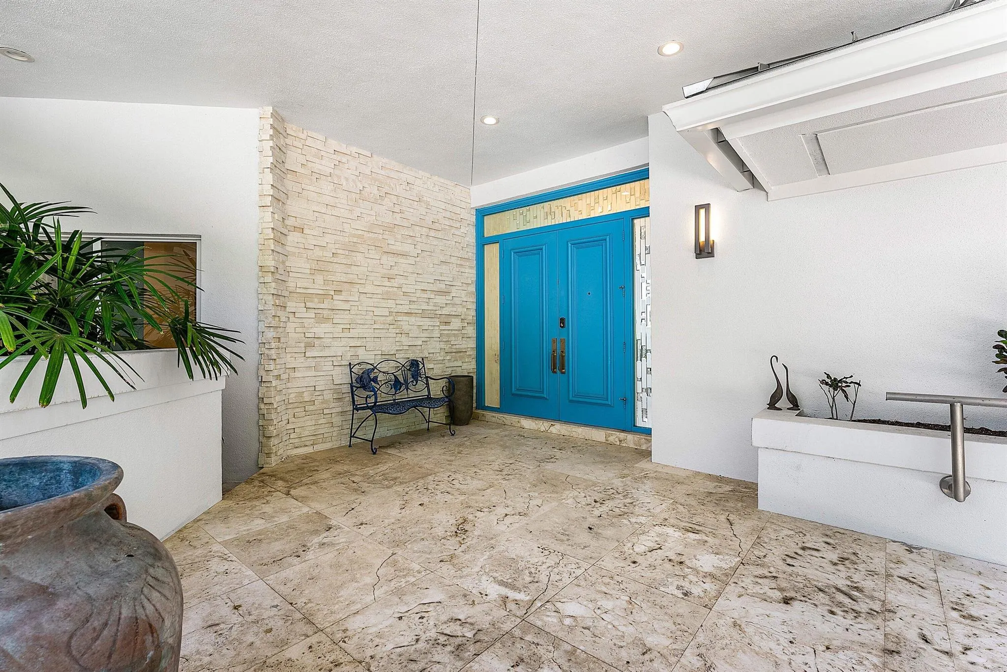 225 Oakview Drive