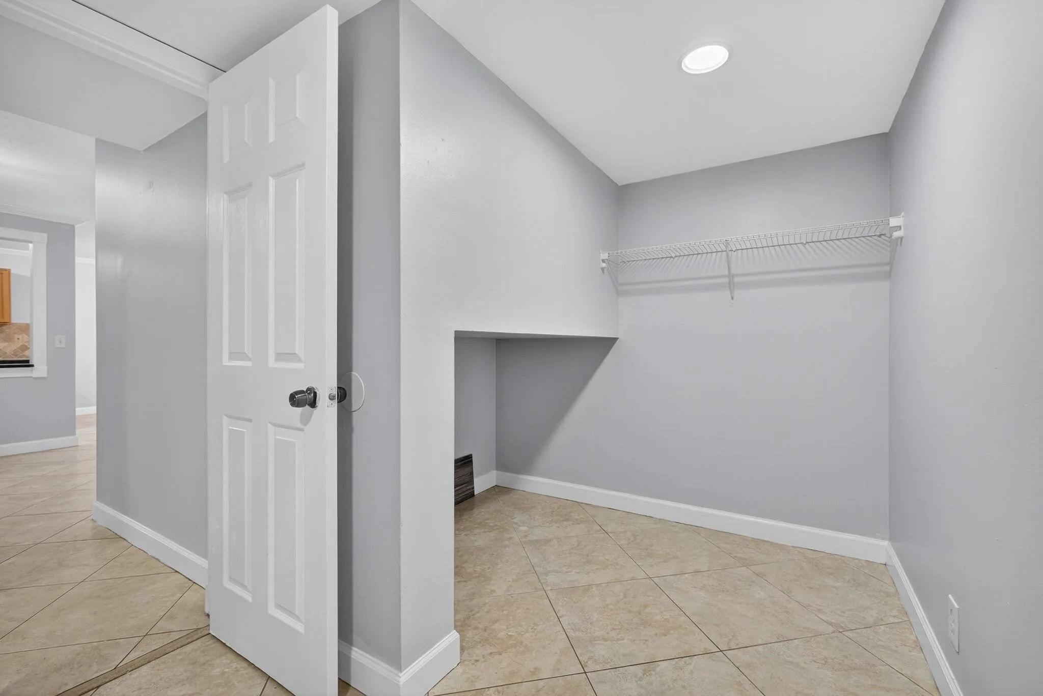 1590 Forest Lakes Circle, #B
